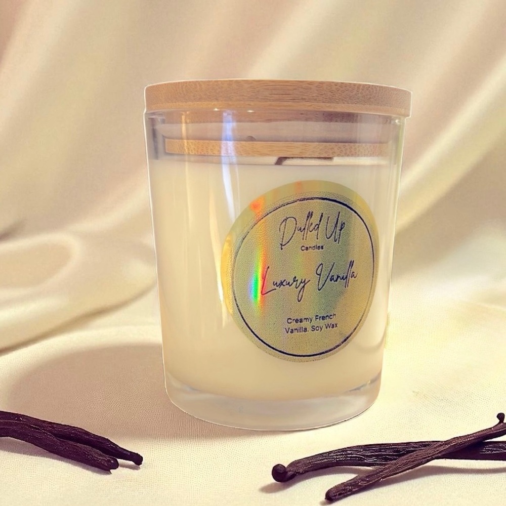9oz Luxury Vanilla Candle | Hand Poured Soy Wax | Long Lasting & Elegant